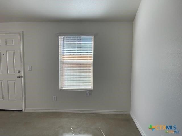 2321 Alterman Dr - Photo 2 of 8