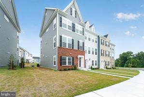 featured image of 1808 Parham Way