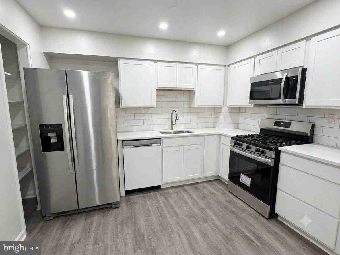 9984 Shoshone Way - Photo 7 of 23