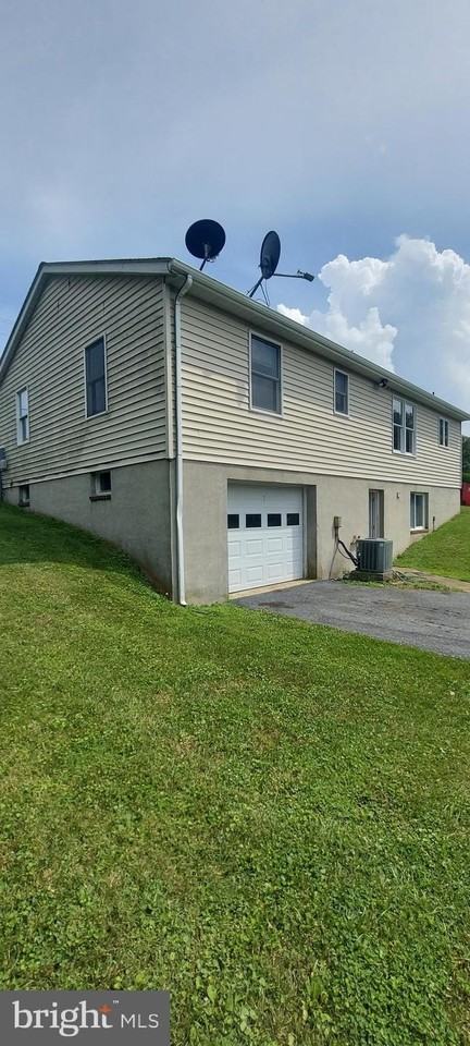 7016 Woodbine Rd - Photo 4 of 24