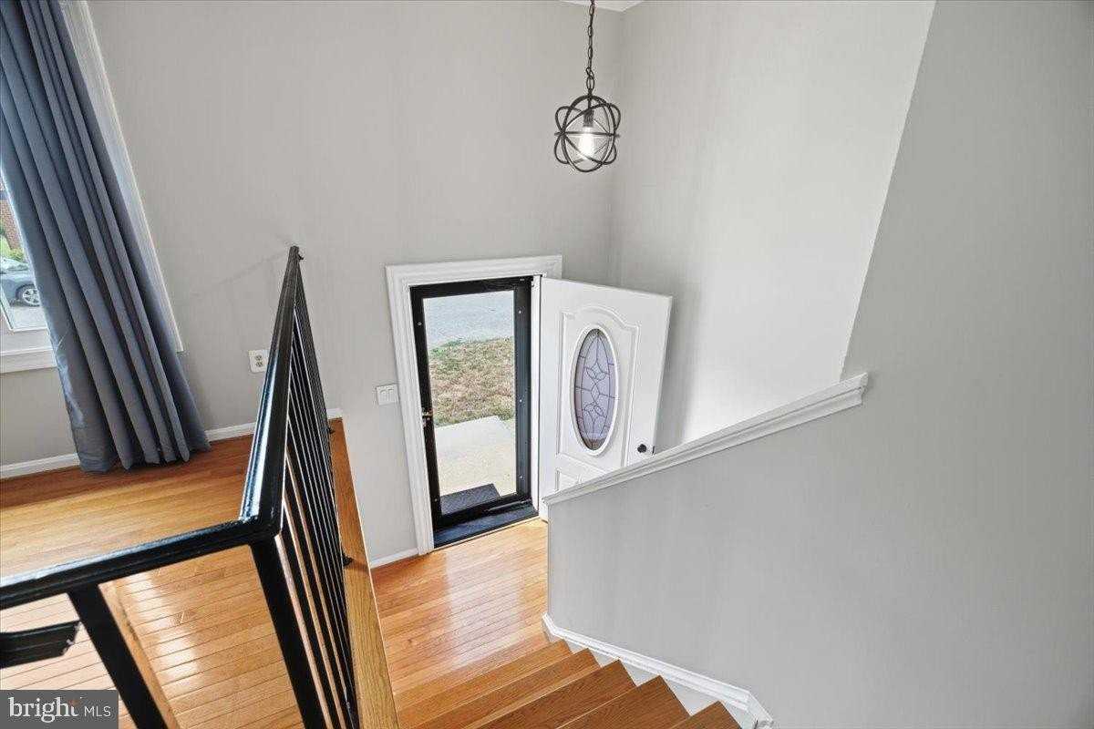 11603 Butlers Branch Rd - Photo 2 of 30