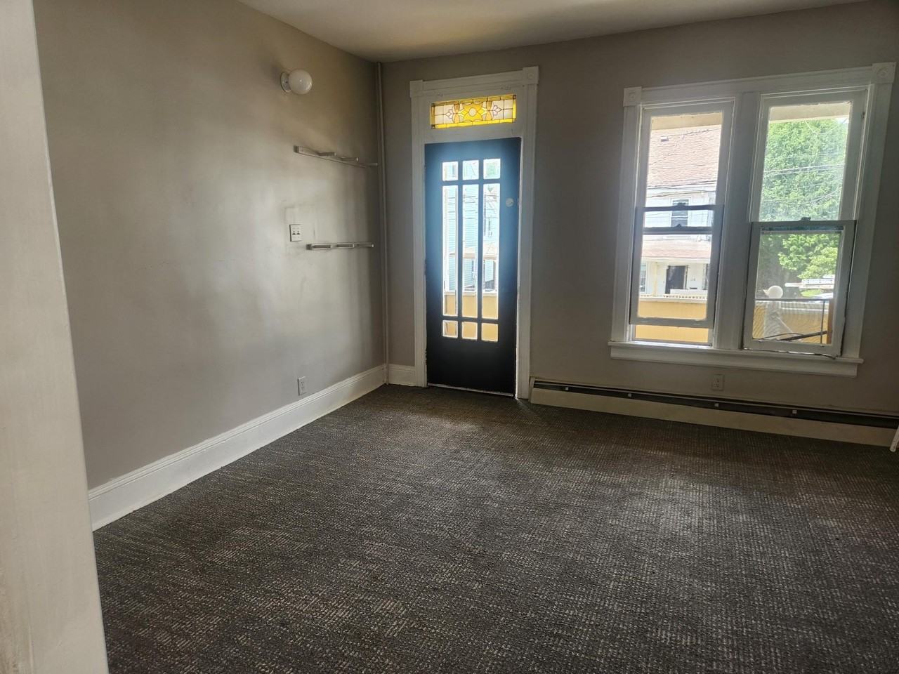 115 W Railroad St - Photo 2 of 17