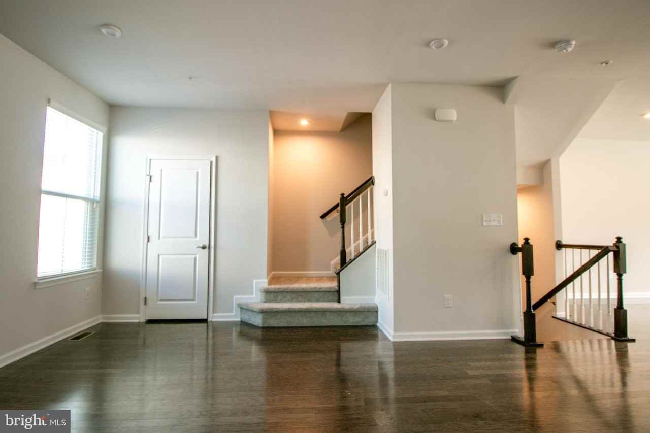 308 Blue Welsh St - Photo 6 of 30