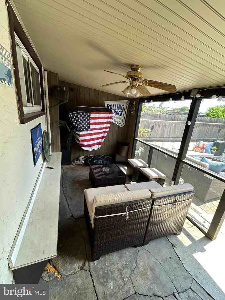 153 W 6th Ave - Photo 7 of 20