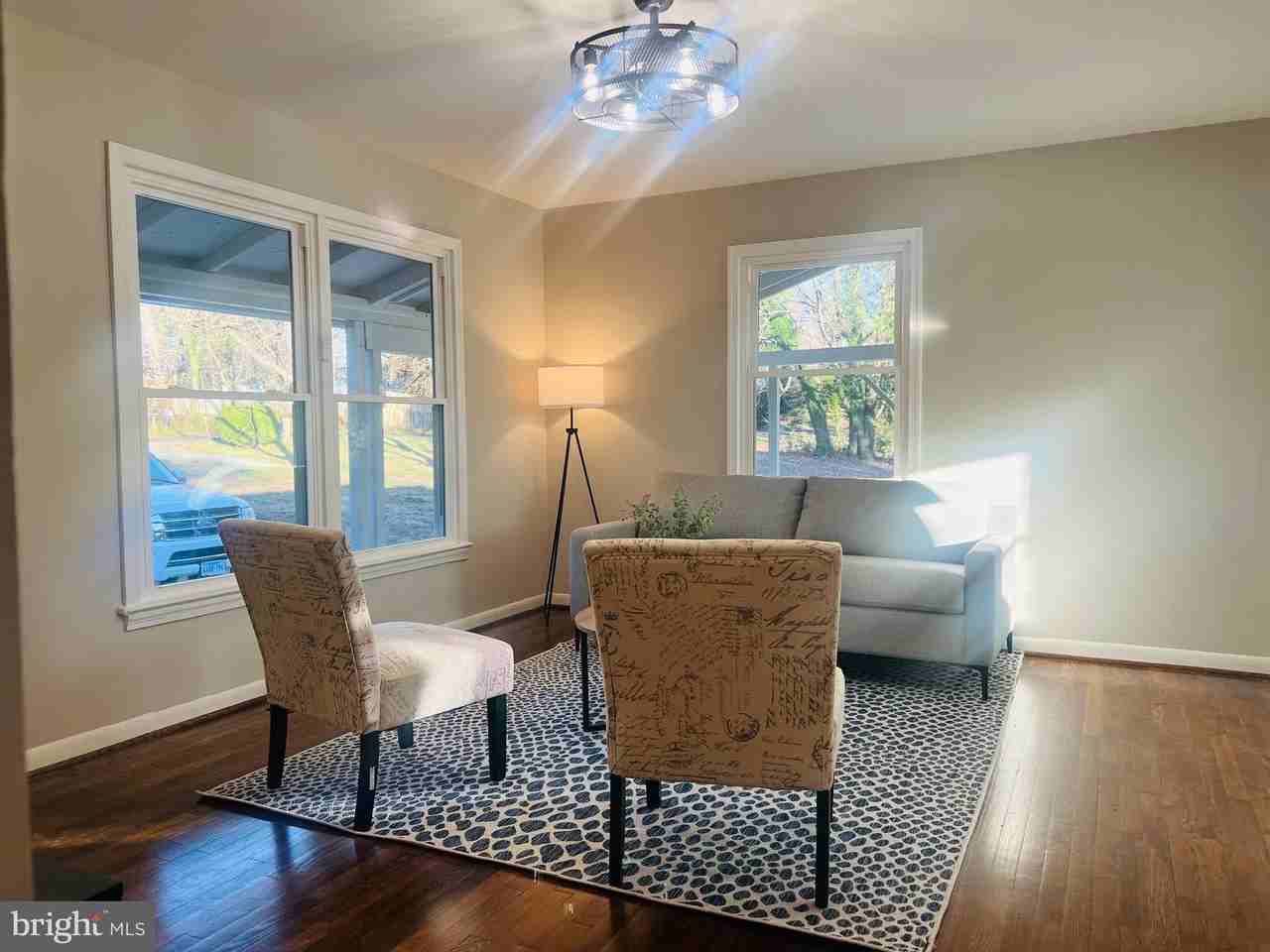 7389 Bunker Hill Rd - Photo 6 of 50