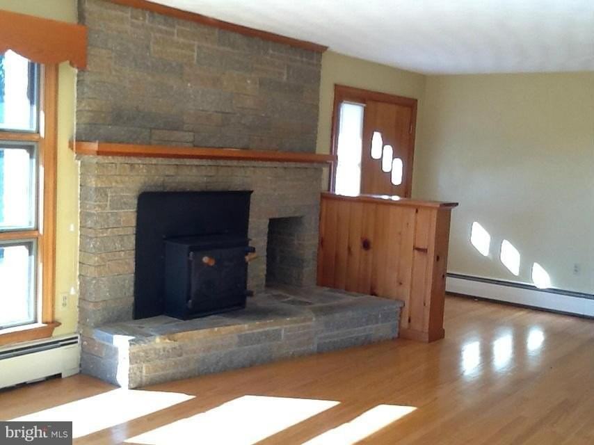 444 Laurel Grove Rd - Photo 2 of 14