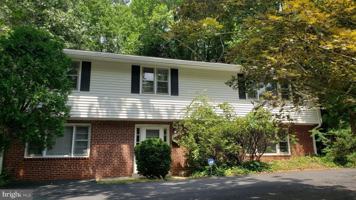 featured image of 6916 Churchill Rd