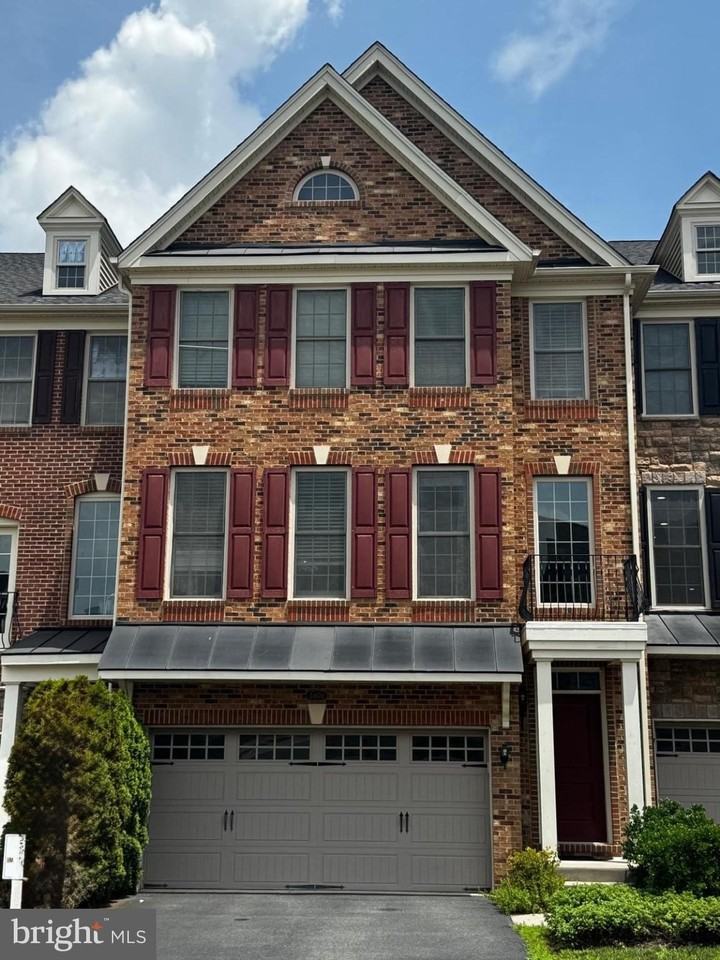 24970 Glasgow Heights Ter