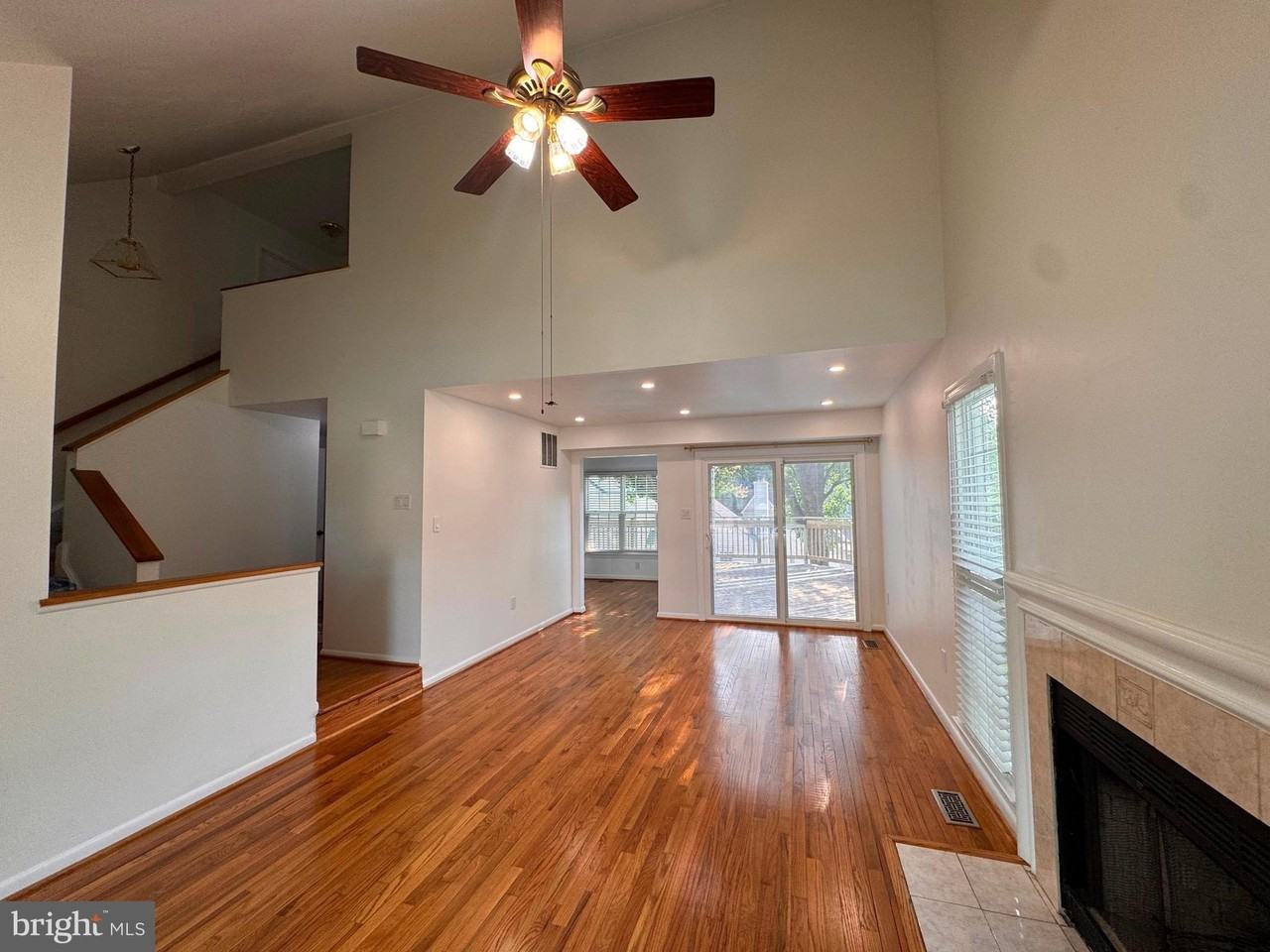 12224 Dapple Gray Ct - Photo 4 of 50