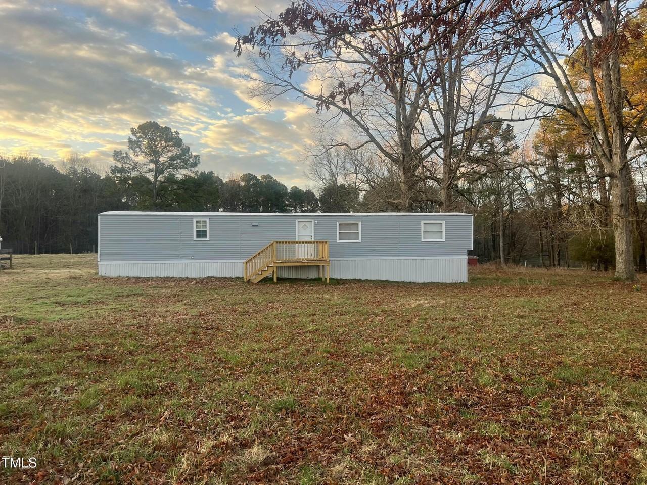 1638 Lickskillet Rd - Photo 2 of 10