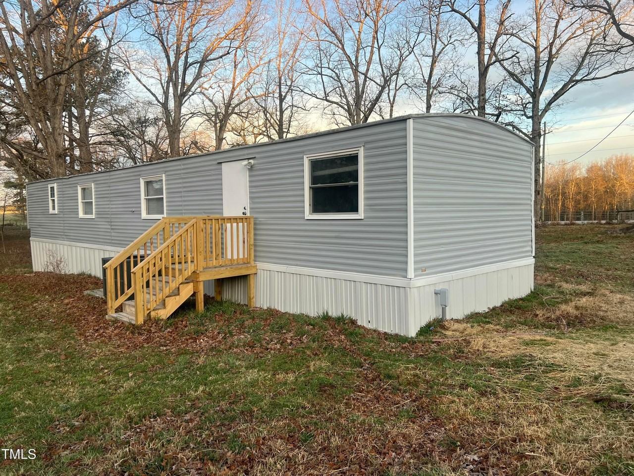 1638 Lickskillet Rd - Photo 3 of 10