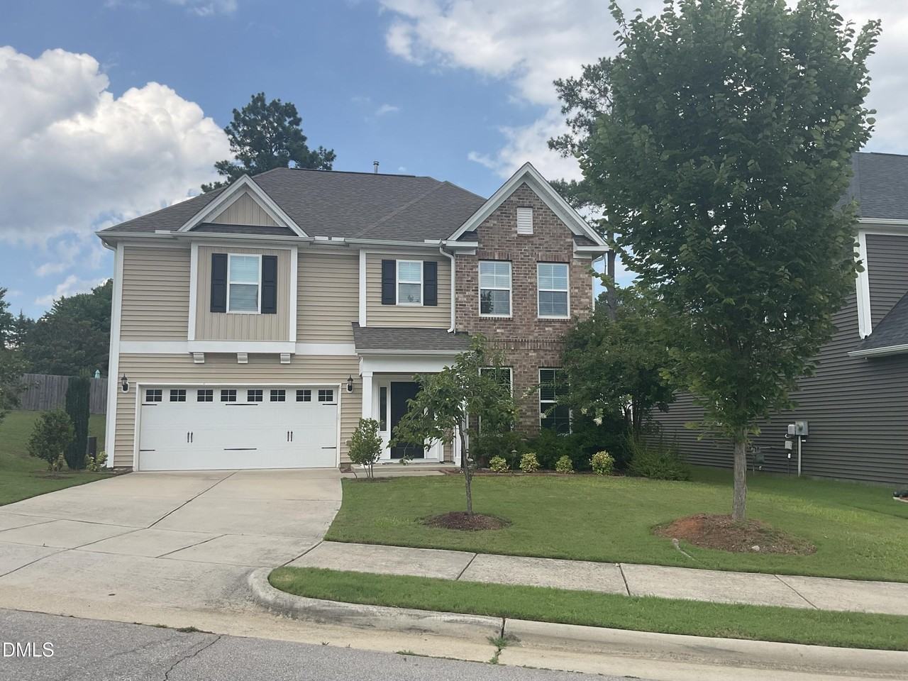 3409 S Beaver Ln - Photo 3 of 40
