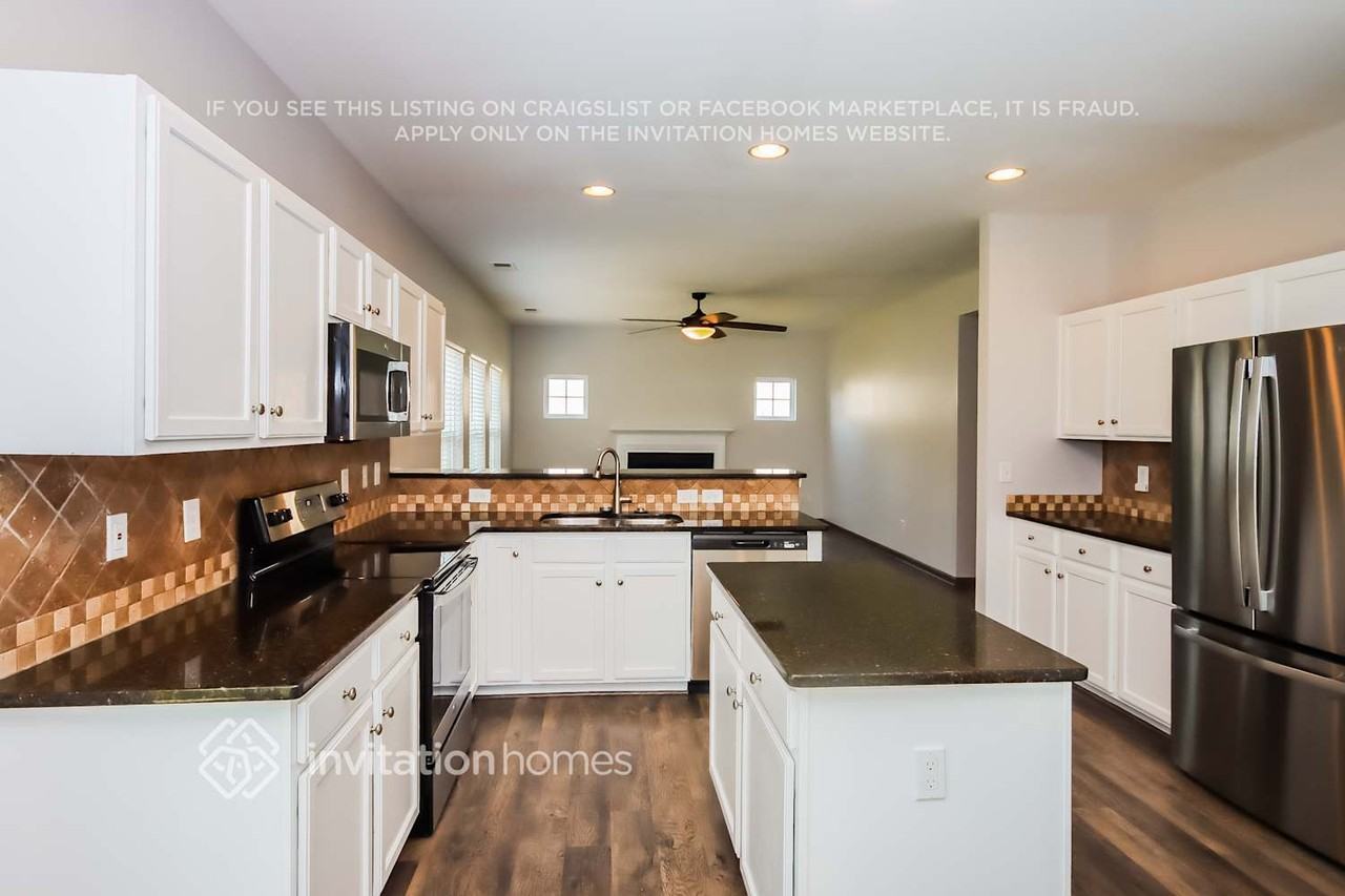 114 Lacona Trce - Photo 7 of 18
