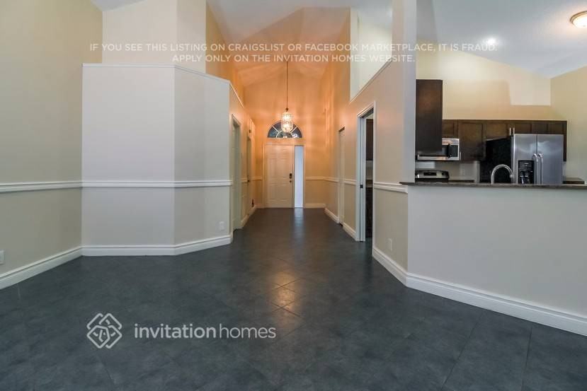 6821 Nw 28th Pl - Photo 3 of 14