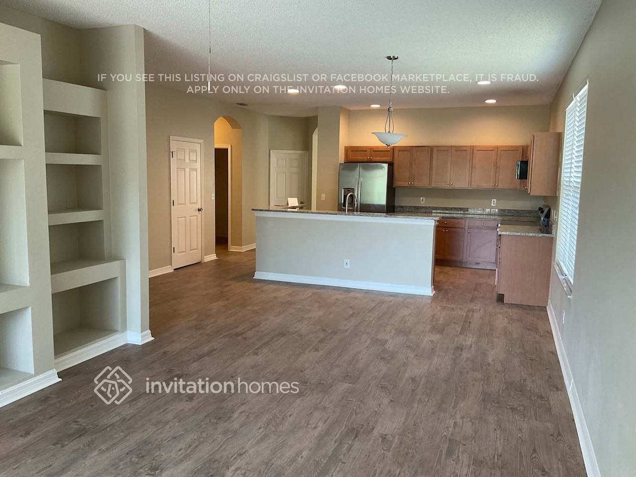 2370 Cypress Trace Cir - Photo 4 of 14