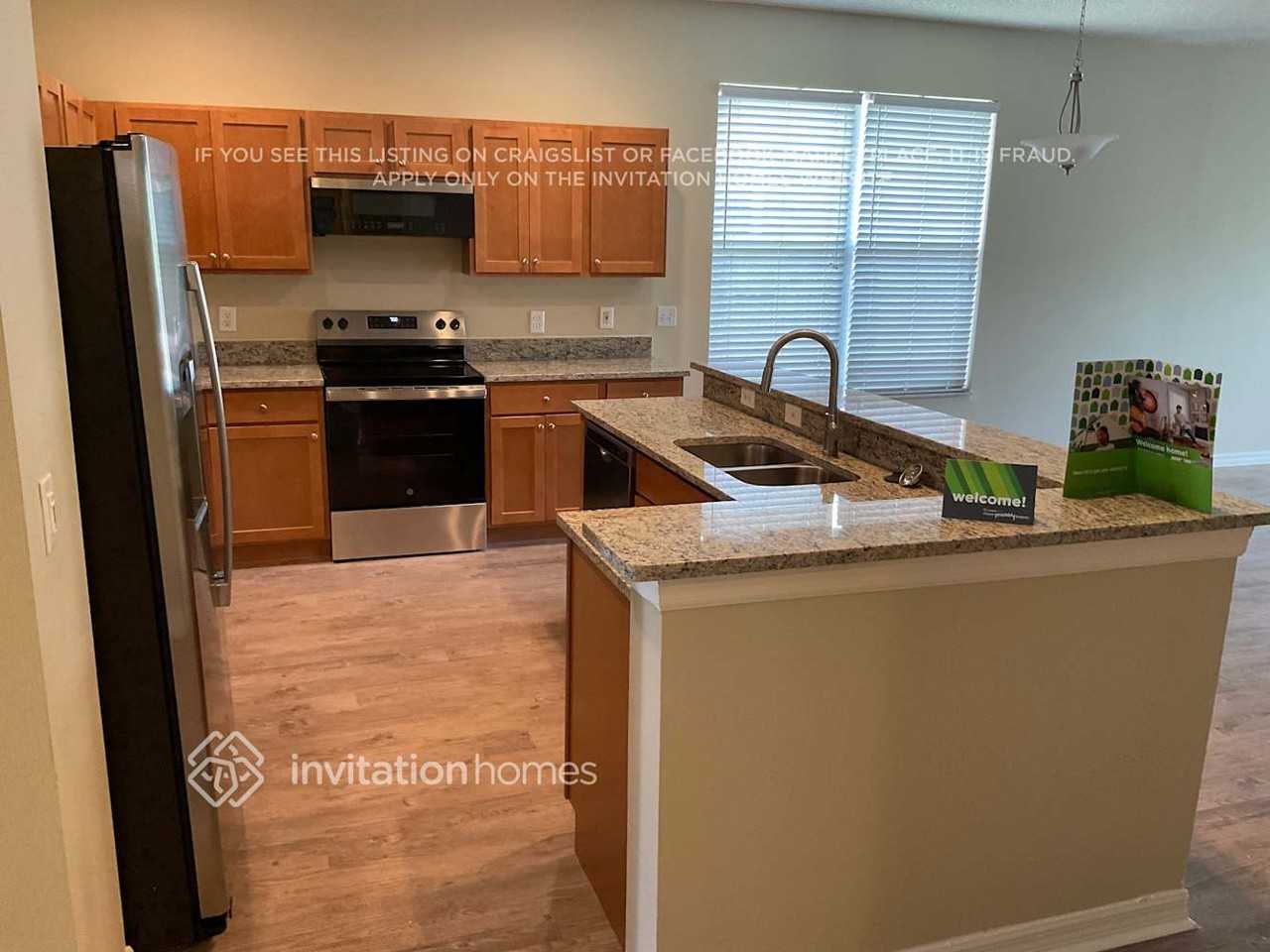 2370 Cypress Trace Cir - Photo 5 of 14
