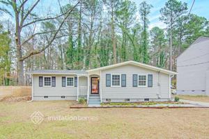 featured image of 1100 Chatham Ln