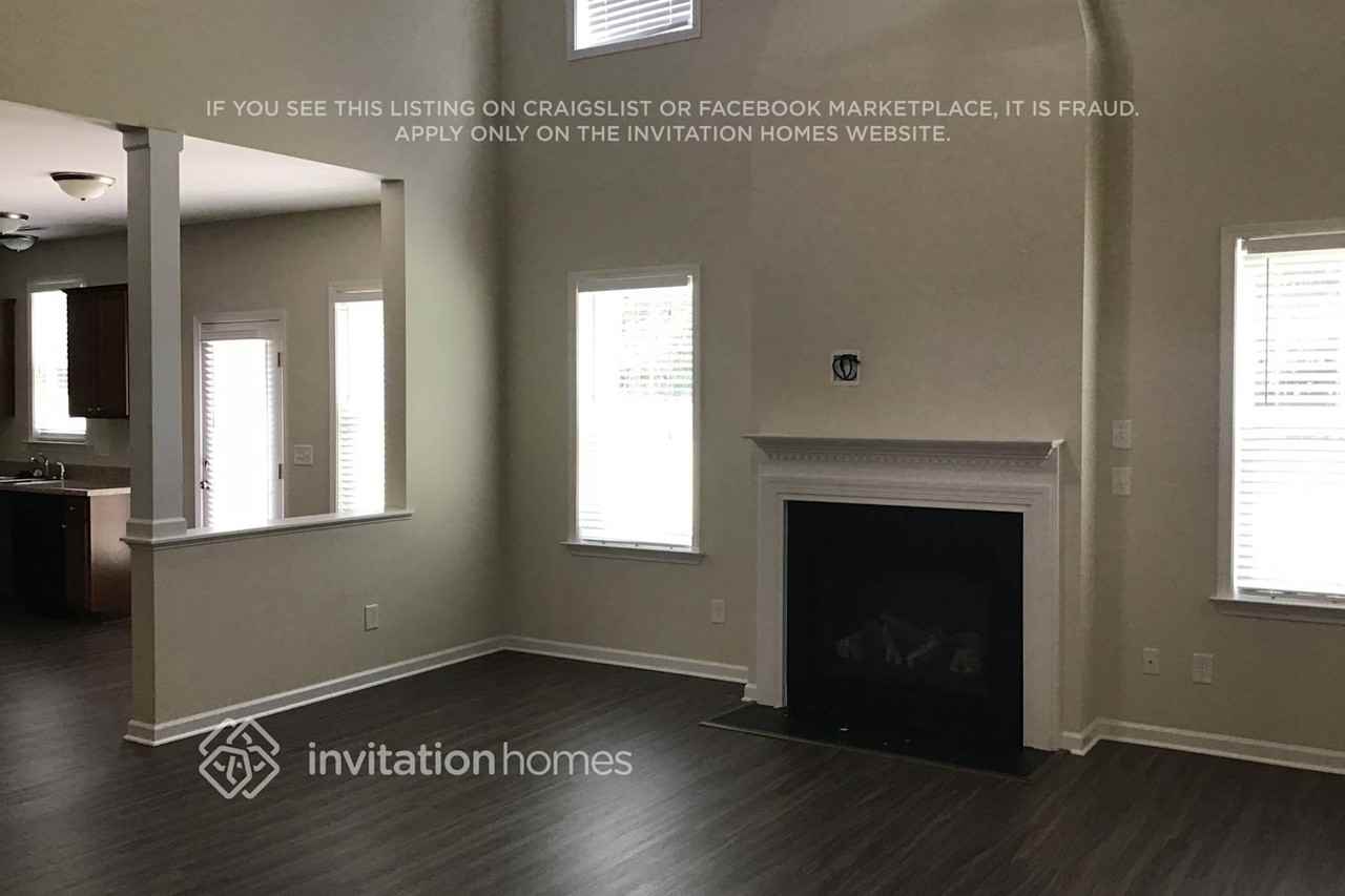 5232 Sapphire Springs Dr - Photo 2 of 16