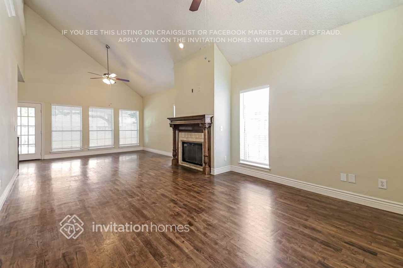 8200 Galley St - Photo 4 of 18
