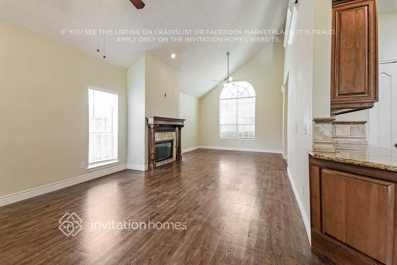 8200 Galley St - Photo 6 of 18