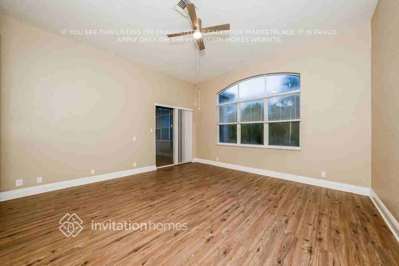 18696 Ocean Mist Dr - Photo 6 of 17