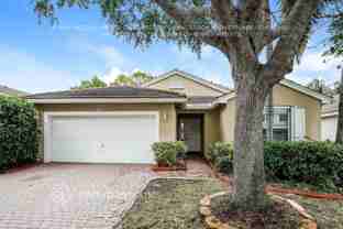 4912 Sw 32nd Way - Photo 1 of 1