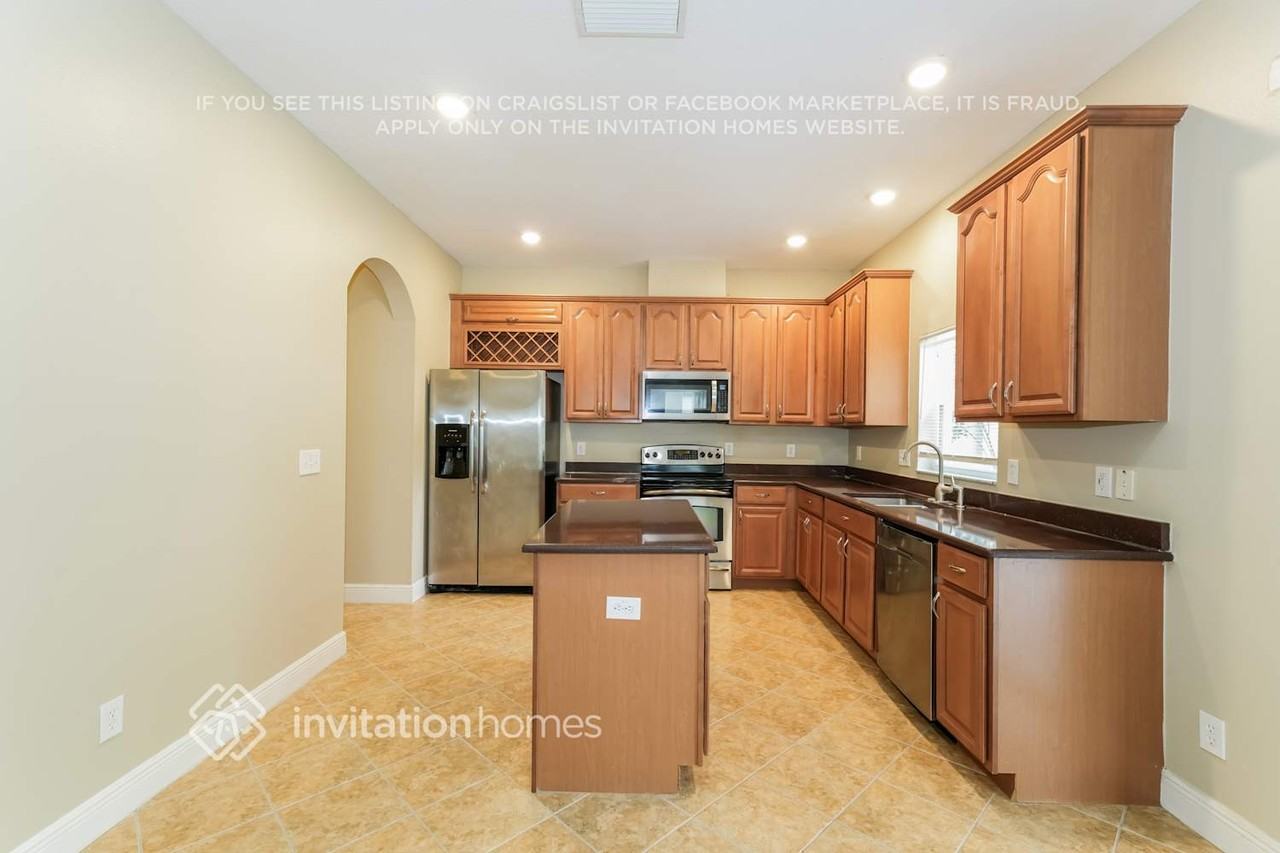 11140 Creek Haven Dr - Photo 7 of 18