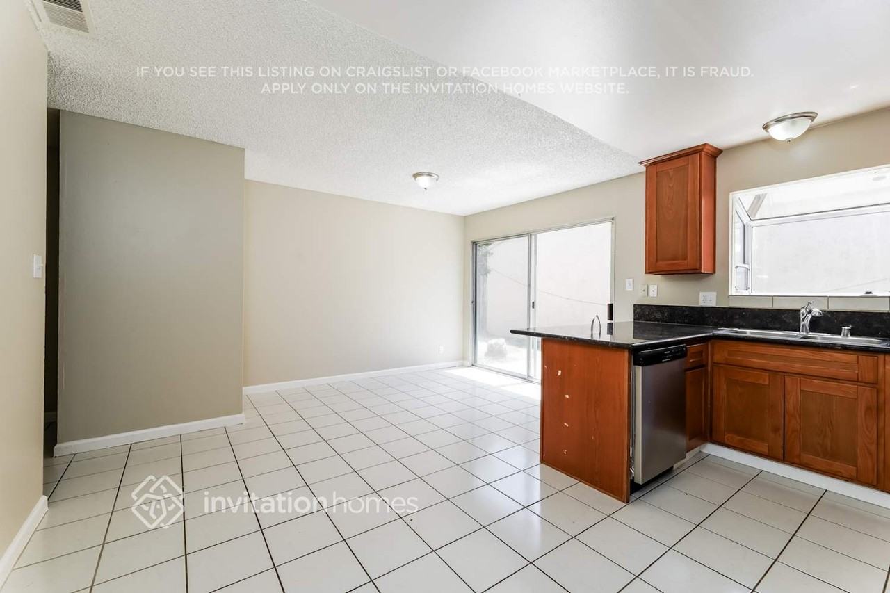 3971 Avante Way - Photo 6 of 17