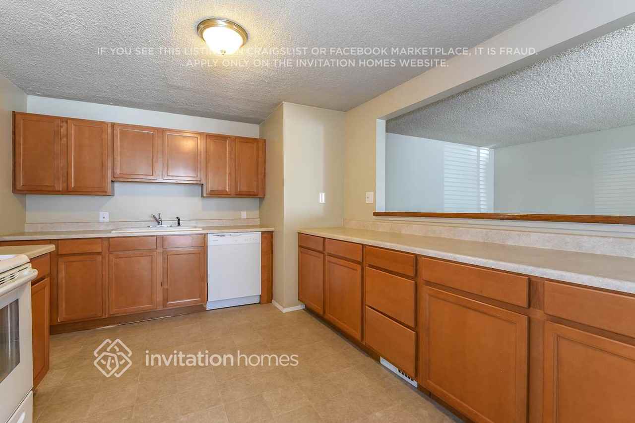 31349 13th Ave S - Photo 7 of 21