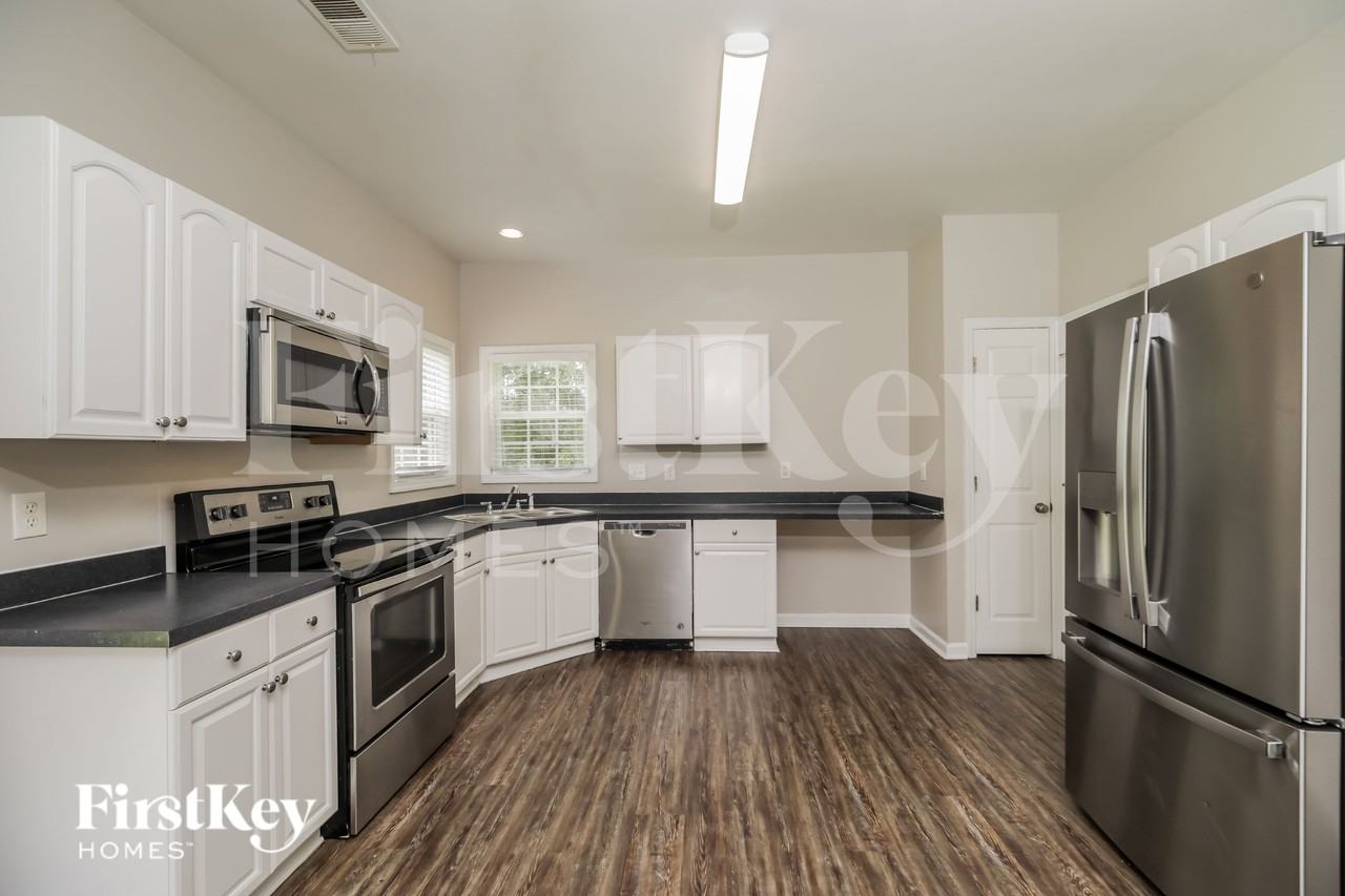 105 Resinwood Rd - Photo 7 of 16