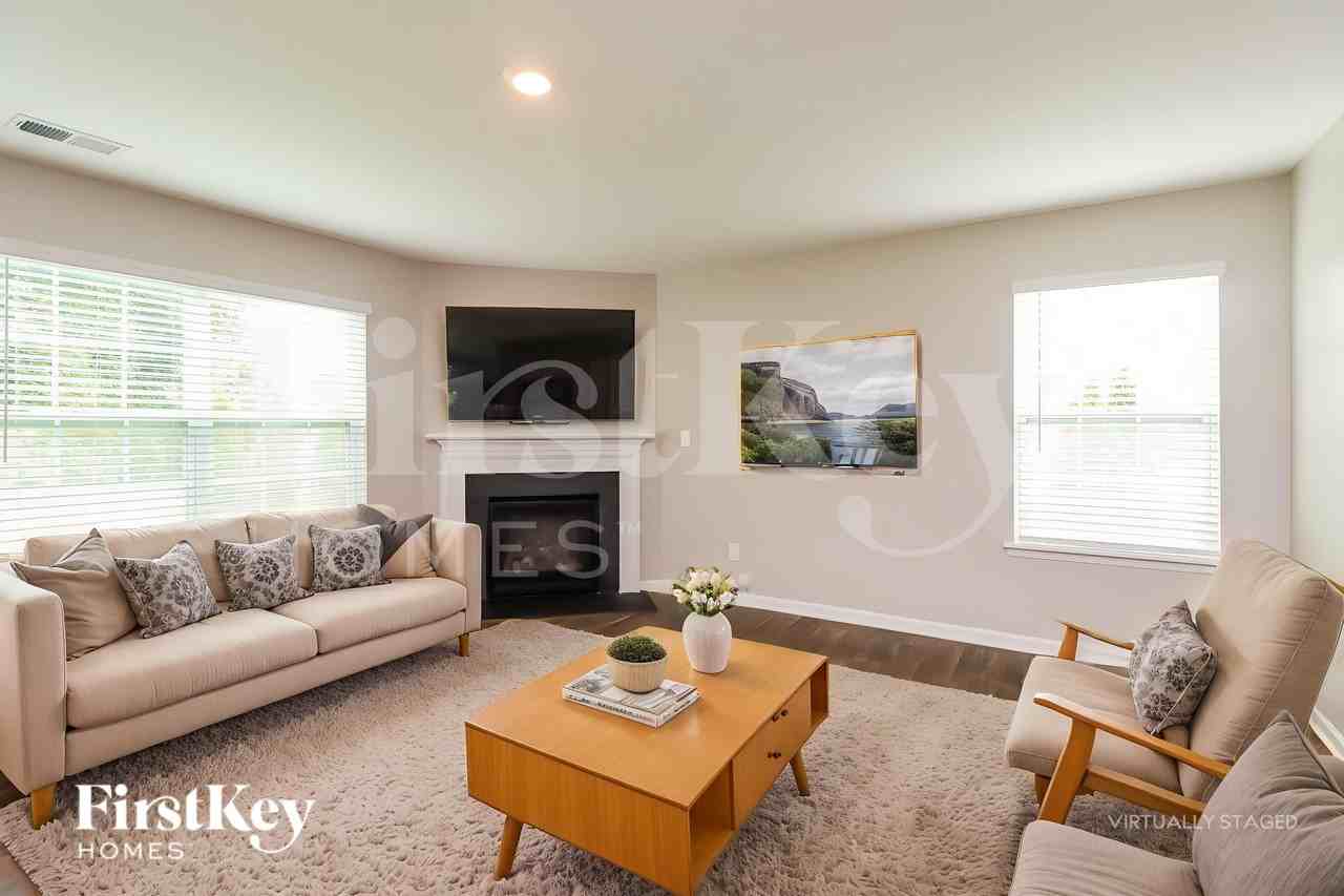 3068 Green Apple Dr - Photo 4 of 19