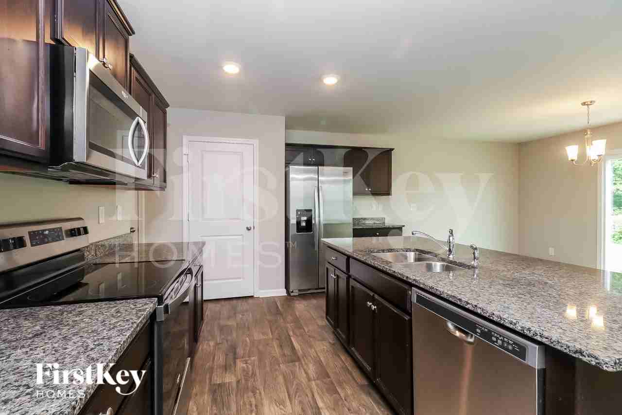 3068 Green Apple Dr - Photo 7 of 19