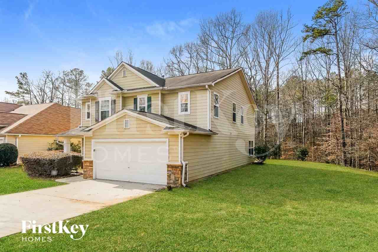 2861 Brookford Ln Sw - Photo 2 of 14