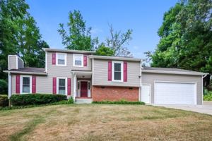 featured image of 917 Oakridge Dr