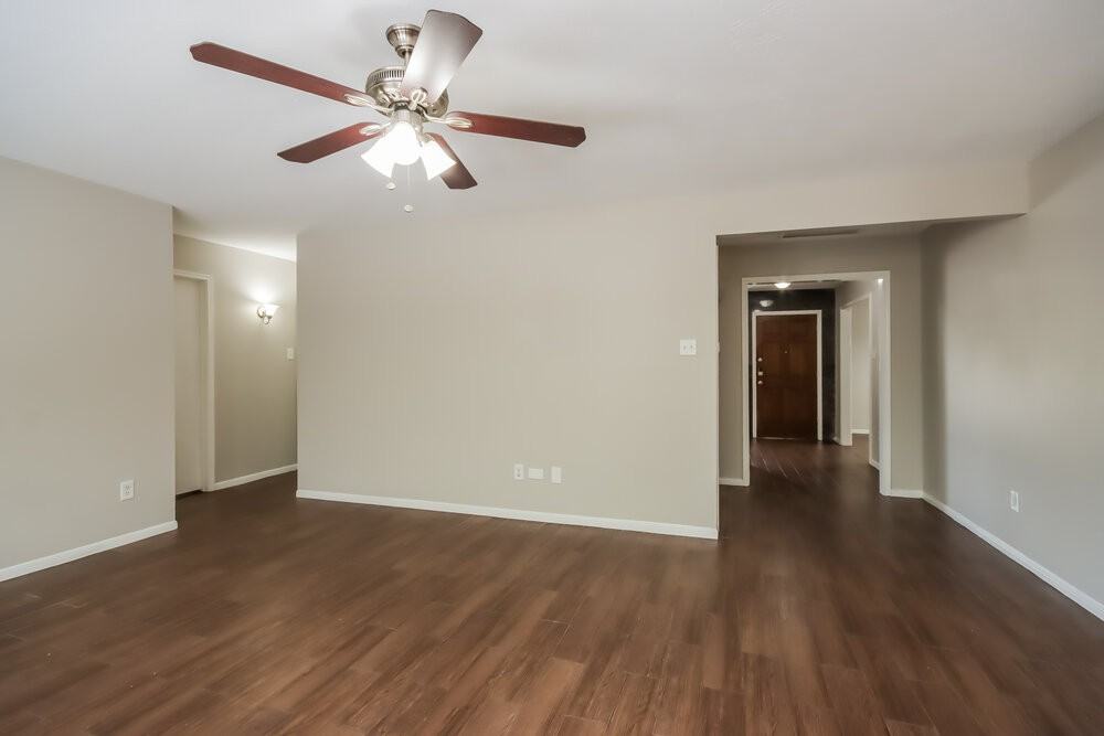 5015 Cupids Bower Ct - Photo 5 of 17