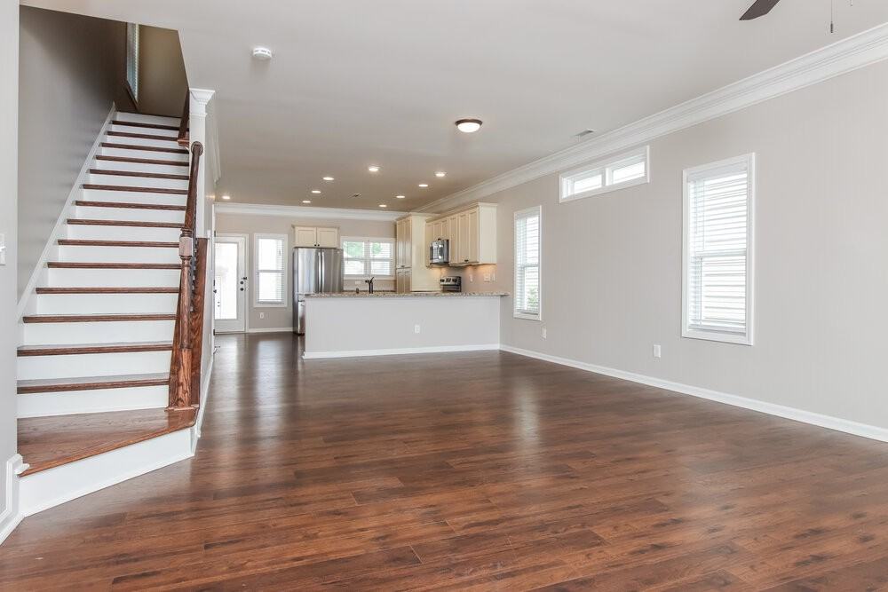 1728 Main Divide Dr - Photo 5 of 18
