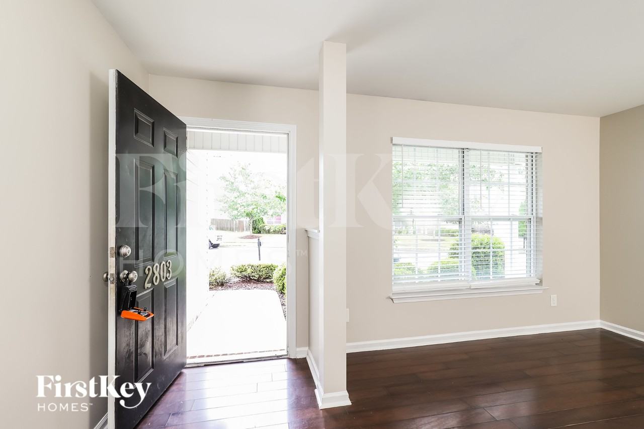 2803 Quail Oaks Dr - Photo 3 of 16