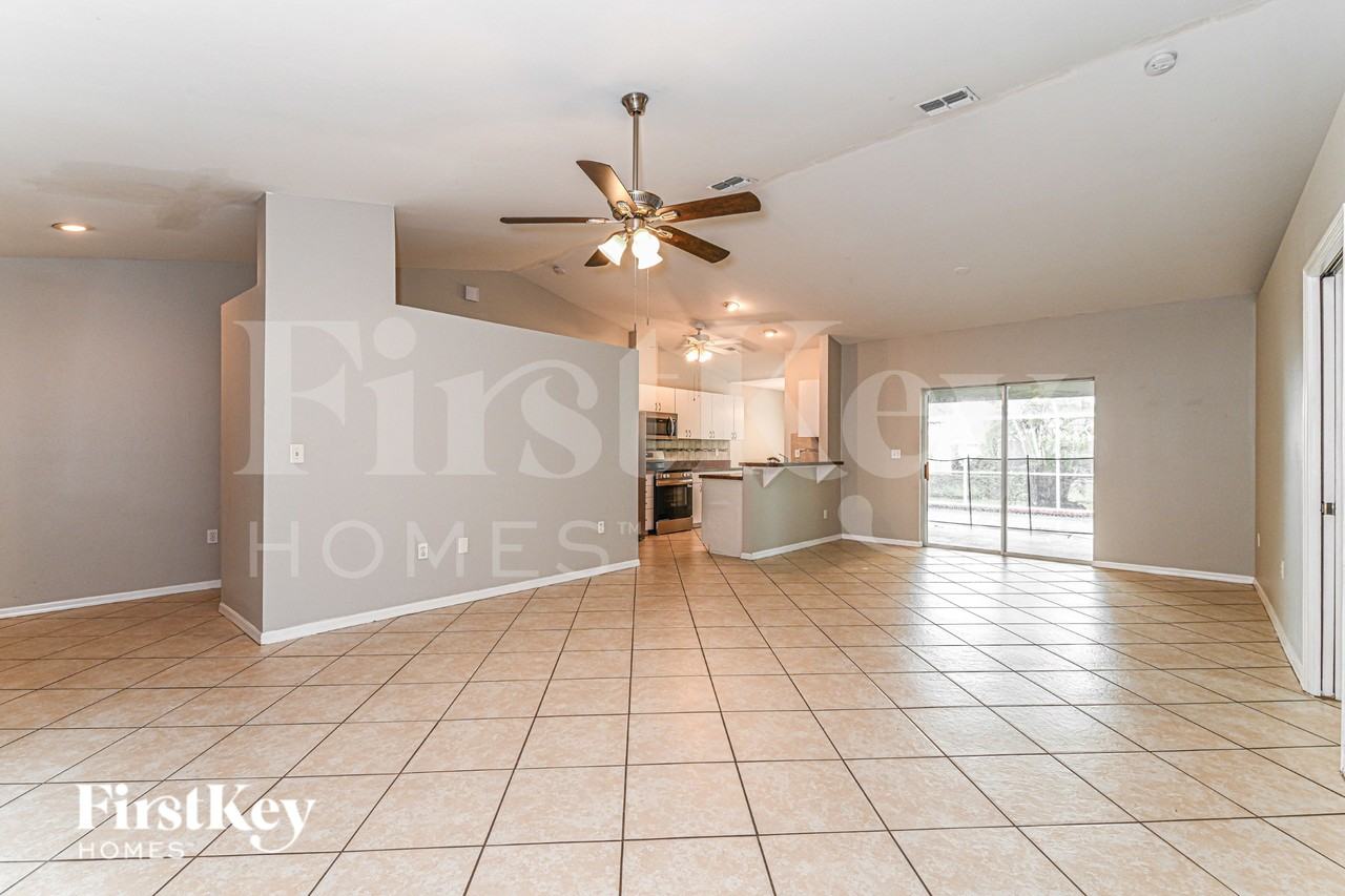 17536 Oriole Rd - Photo 3 of 19
