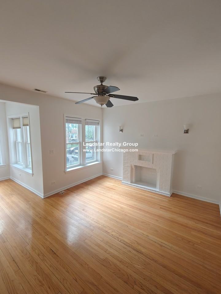 4956 N Ridgeway Ave #1 - Photo 3 of 22