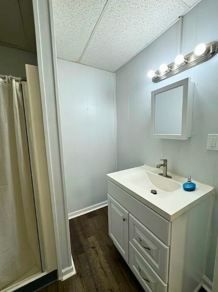 725 Front St #1 - Photo 5 of 12