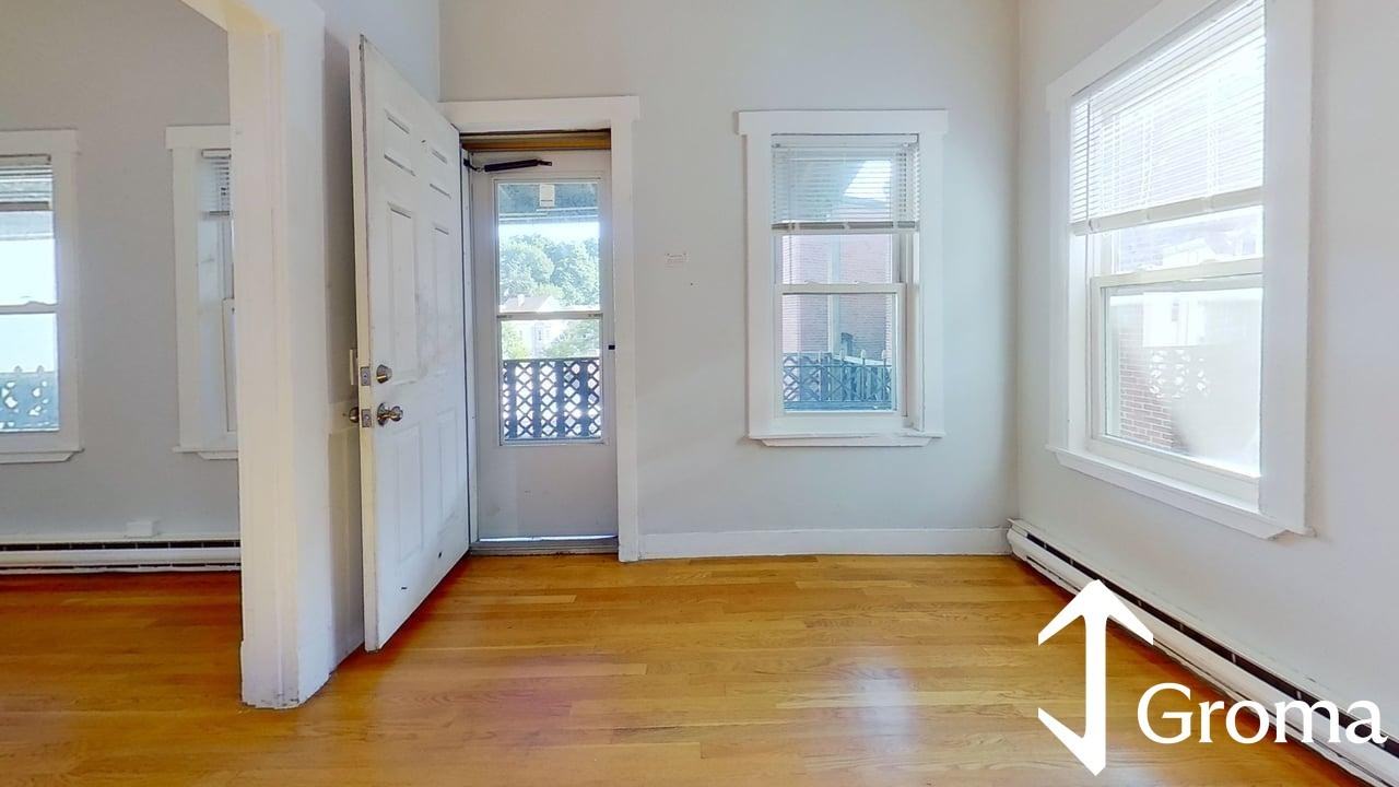 5 Mark St #3 - Photo 2 of 14