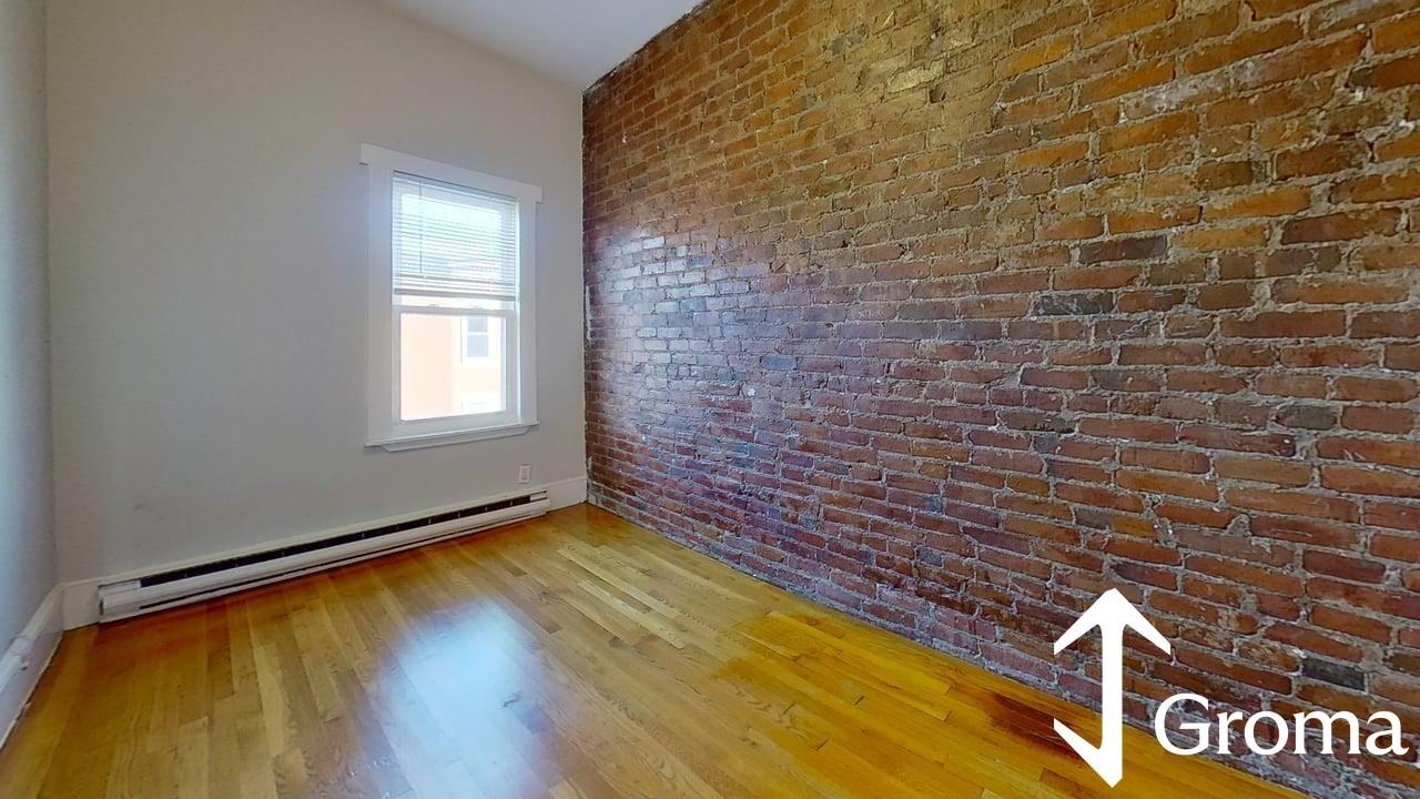 5 Mark St #3 - Photo 3 of 14
