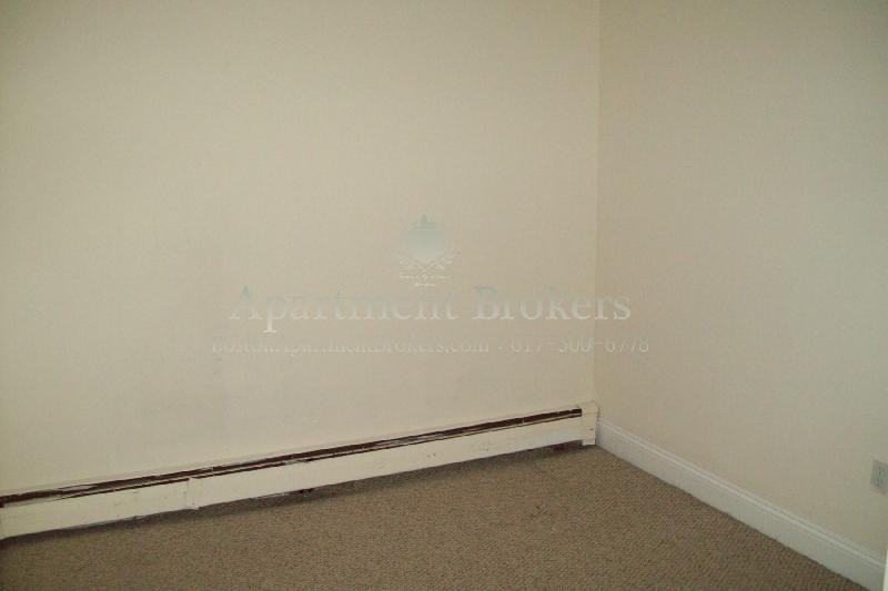 1134 Commonwealth Ave #1 - Photo 4 of 11