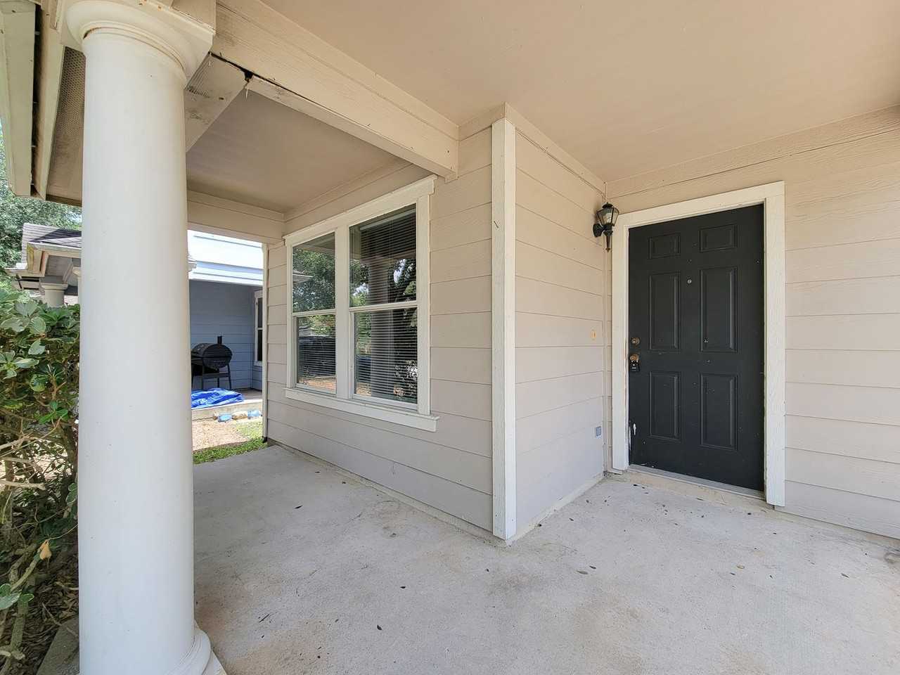 8106 Arrington Forest Ln - Photo 3 of 45