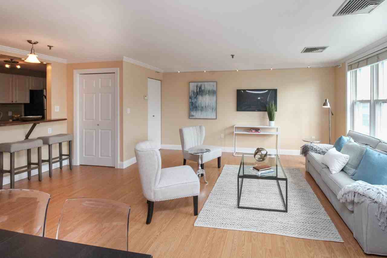 164 W 6th St #C - Photo 5 of 13