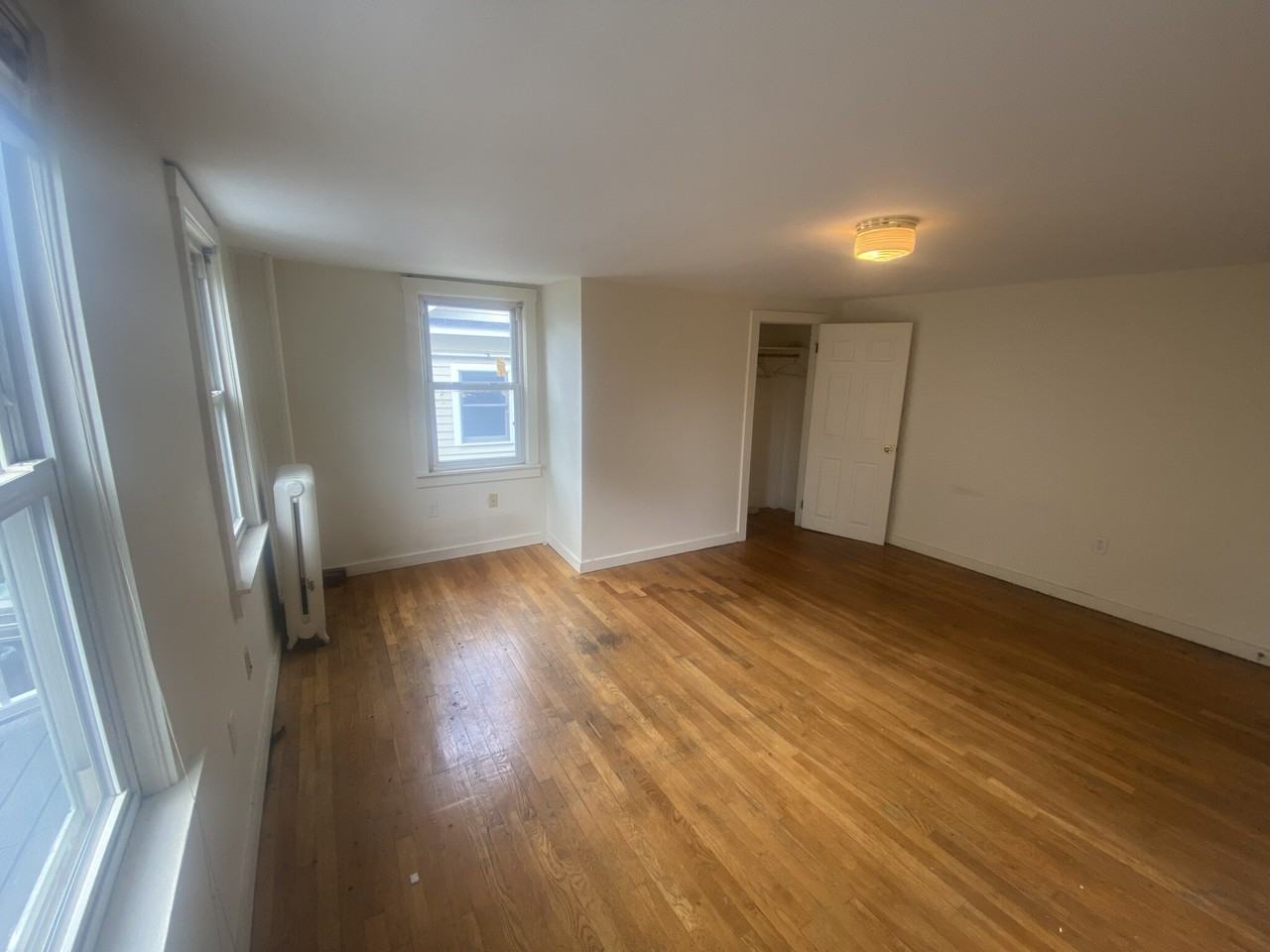 154 Auburn St #2 - Photo 3 of 15