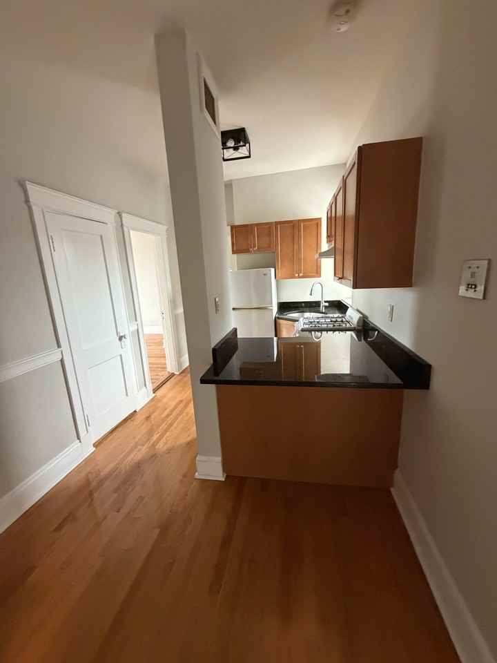 1192 Commonwealth Ave #21