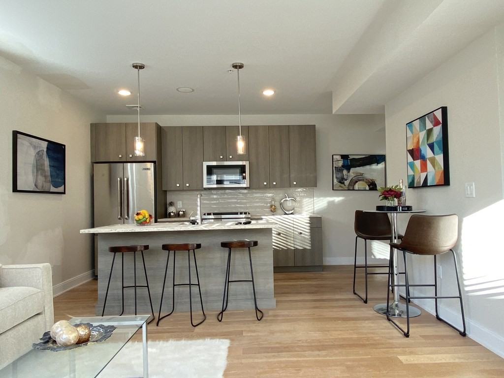 533 Dorchester Ave #2 - Photo 2 of 8