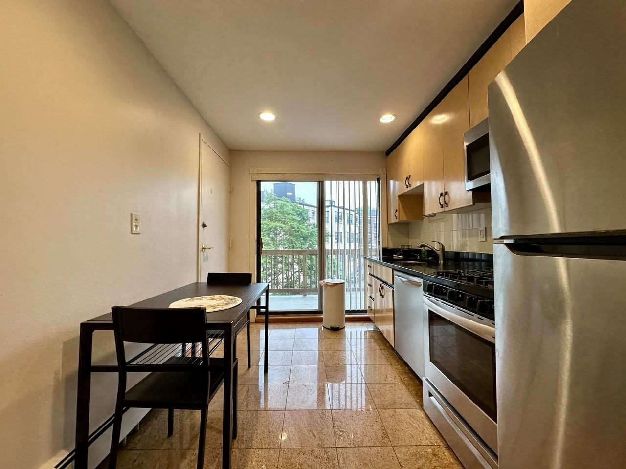 1717 Commonwealth Ave #6 - Photo 3 of 25