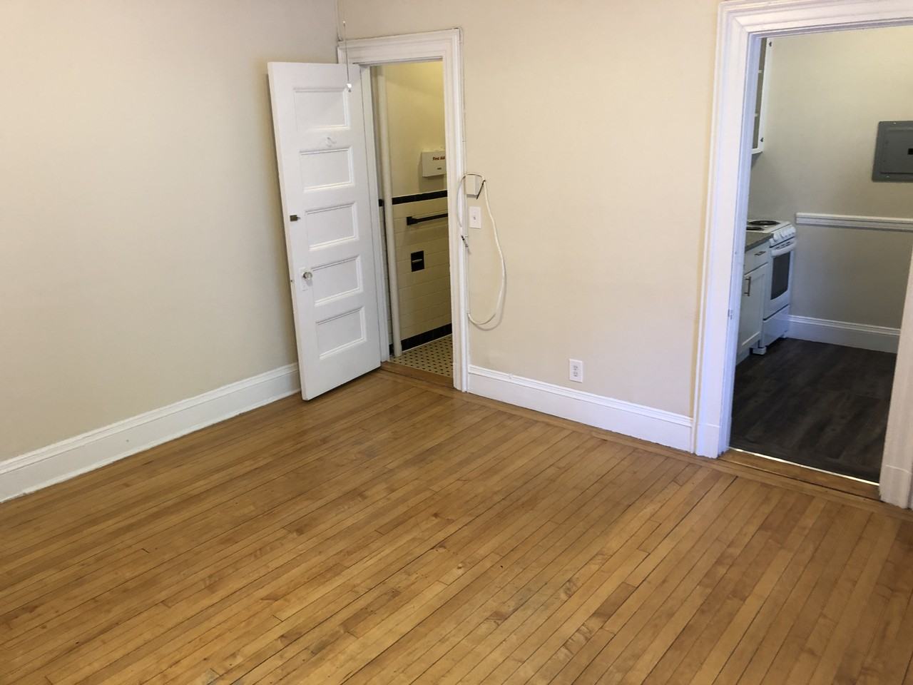 1473 Beacon St #03